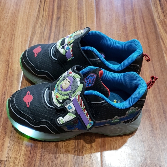 Toy Story Shoes Toy Story 4 Buzz Lightyear Light Up Kids Sneakers